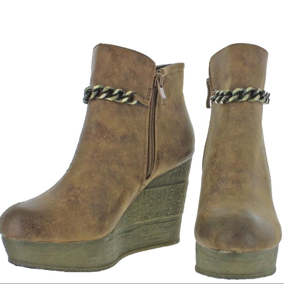sbicca wedge booties